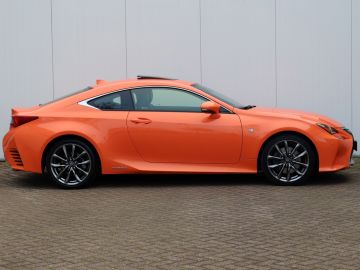 Lexus RC